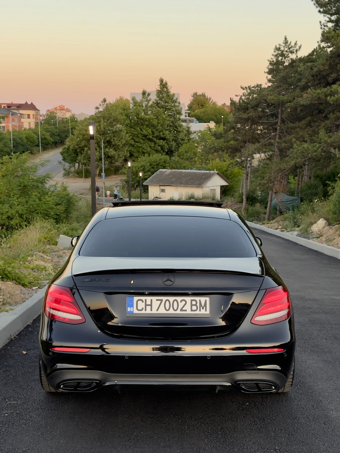 Mercedes-Benz E 220 AMG Burmester/Пано/360/Digital/Head-Up/Keyless - изображение 4
