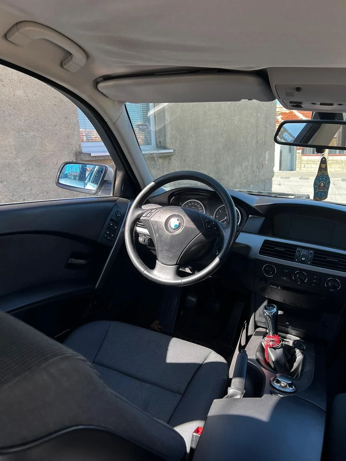 BMW 520 520i - изображение 7