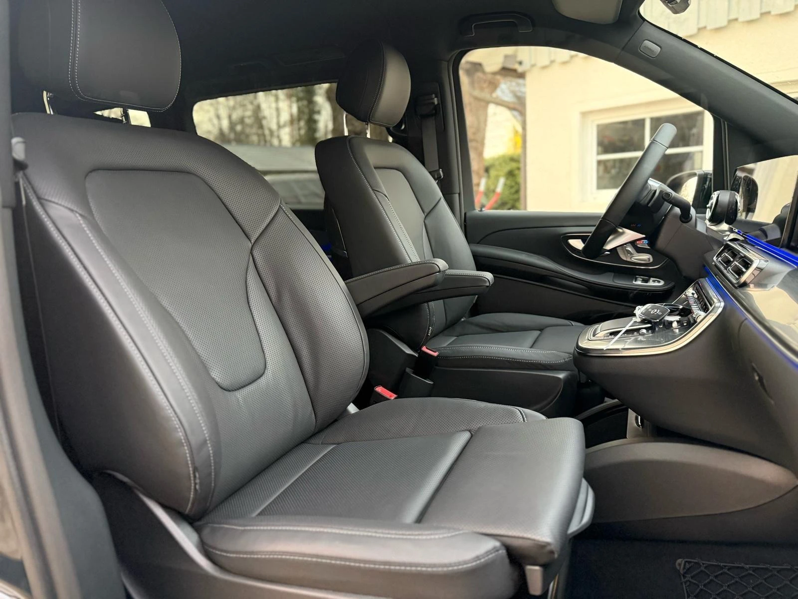 Mercedes-Benz V 300 d/AMG/4M/EXTRALONG/VIPSEATS/BURM/AIRMATIC/EXCLUSIV | Mobile.bg � ����������� 11