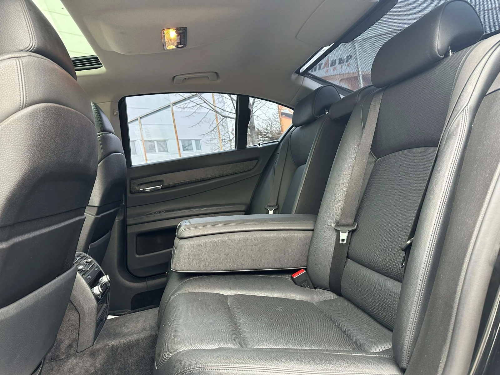 BMW 730  - изображение 9