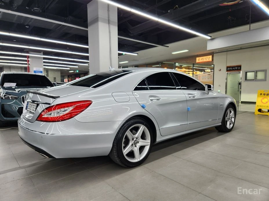 Mercedes-Benz CLS 350  - изображение 6