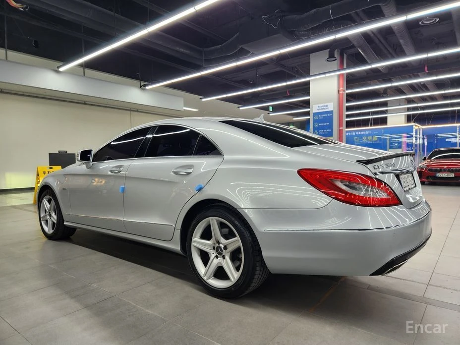 Mercedes-Benz CLS 350  - изображение 3