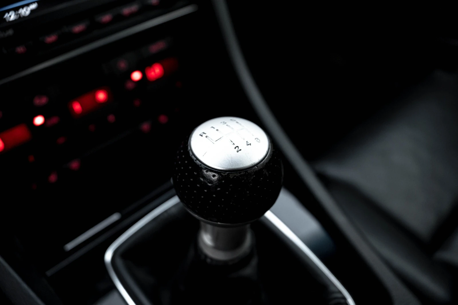 Audi Rs4  PERFORMANCE BOSE С РЕГИСТРАЦИЯ И АВТОКРЕДИТ, снимка 8 - Автомобили и джипове - 53984142