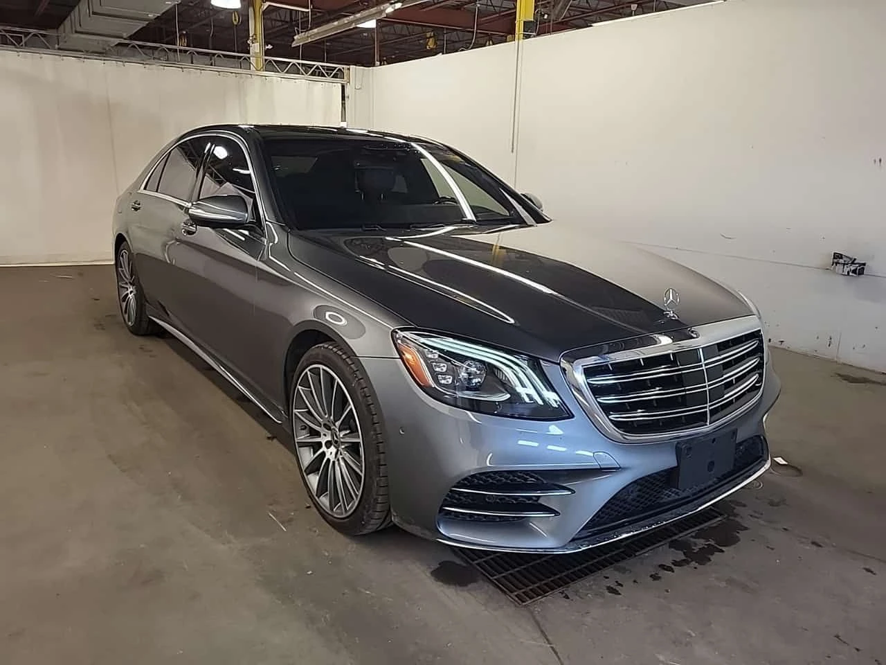 Mercedes-Benz S 560 * CARFAX * ЦЕНА ДО БГ, снимка 2 - Автомобили и джипове - 54081937