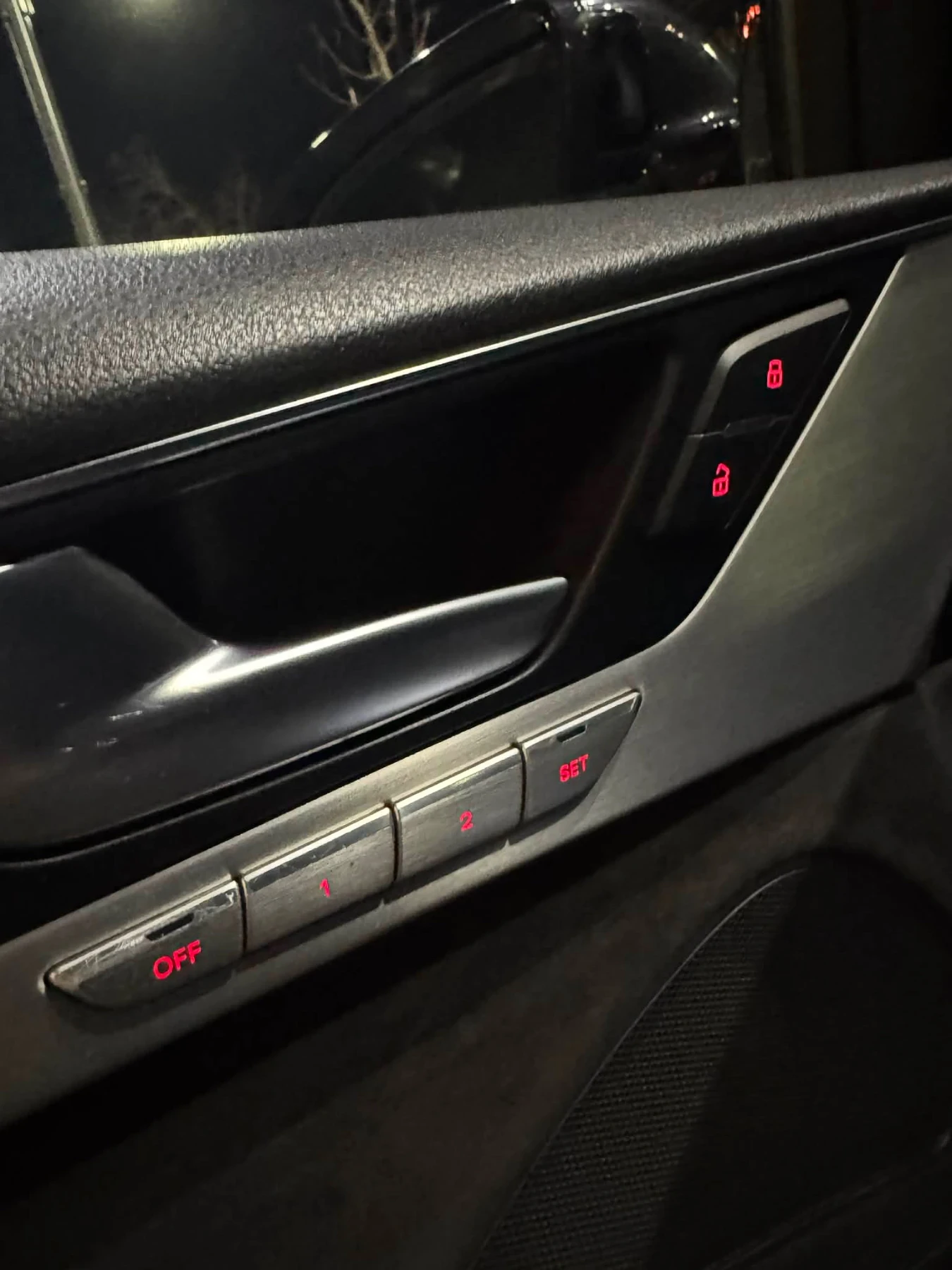 Audi A8, снимка 2 - Автомобили и джипове - 54444005