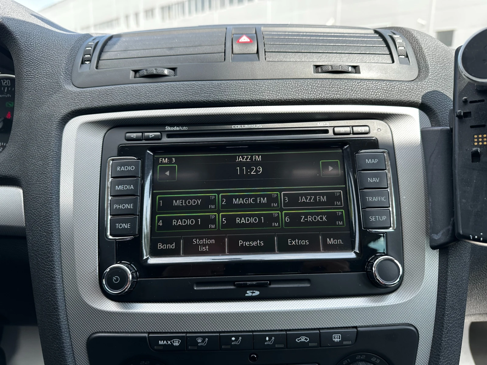Skoda Octavia, снимка 13 - Автомобили и джипове - 54759325