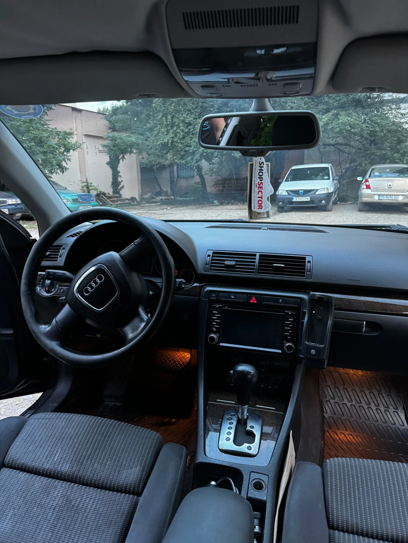 Audi A4 2.0, снимка 9 - Автомобили и джипове - 54898941