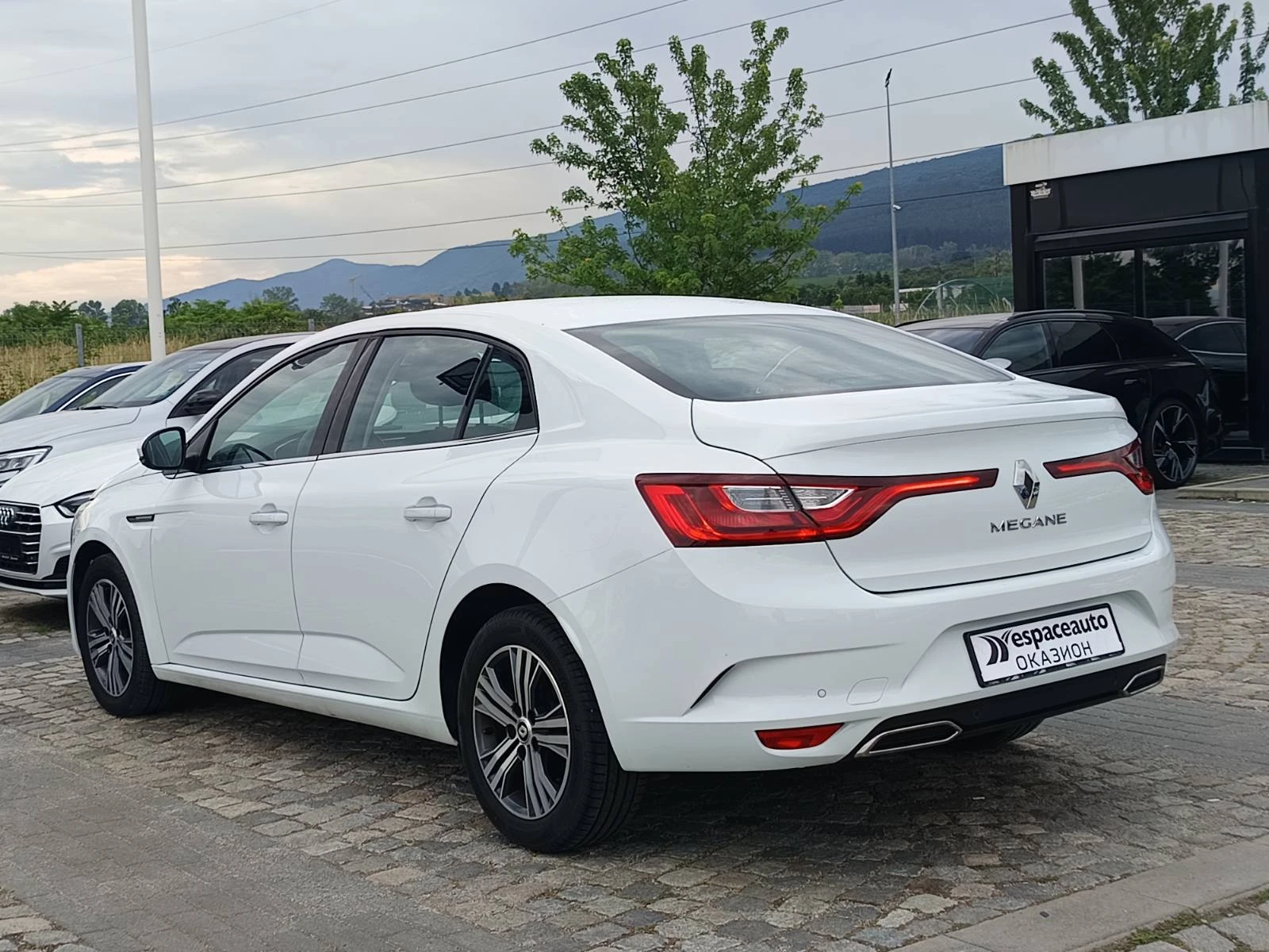 Renault Megane 1.3Tce/ 140�.�. | Mobile.bg � ����������� 6