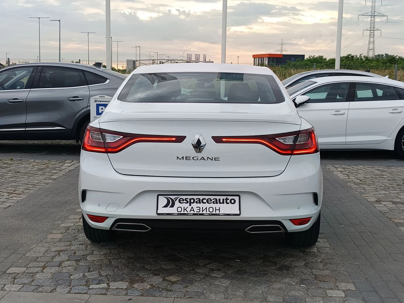 Renault Megane 1.3Tce/ 140�.�. | Mobile.bg � ����������� 5