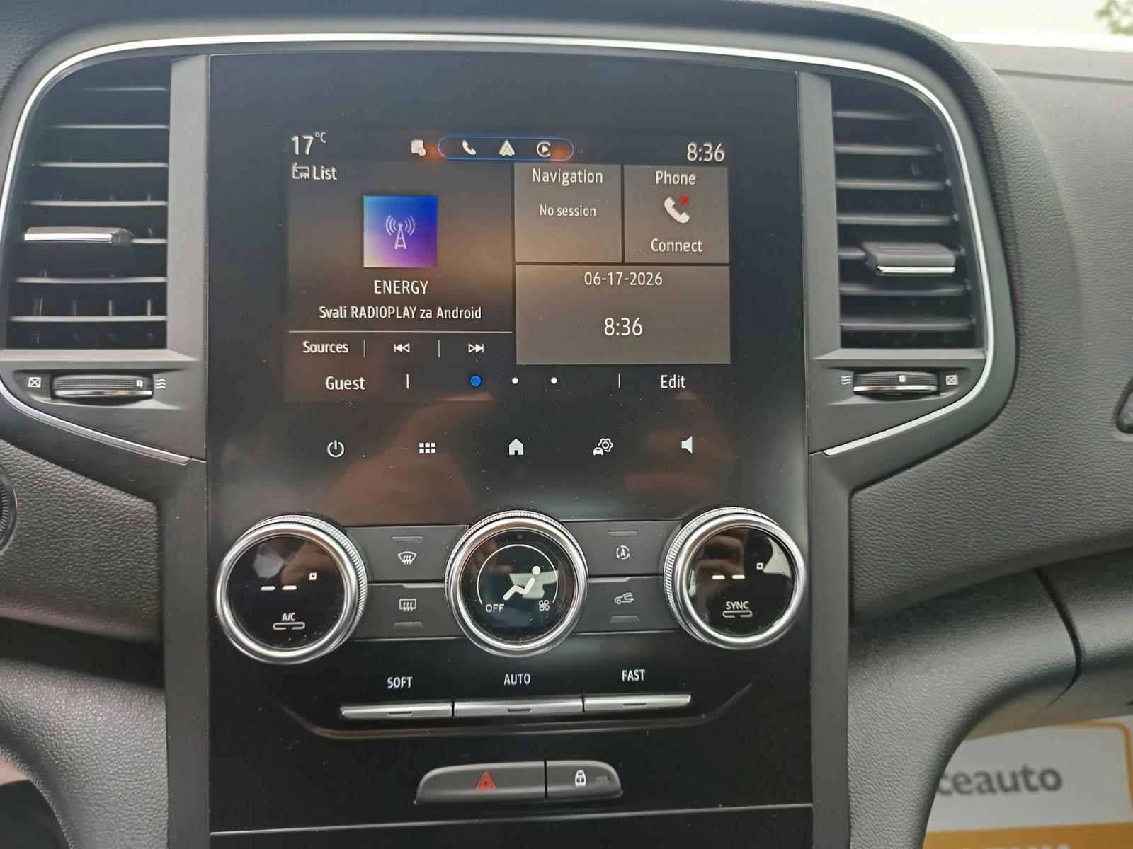 Renault Megane 1.3Tce/ 140�.�. | Mobile.bg � ����������� 12