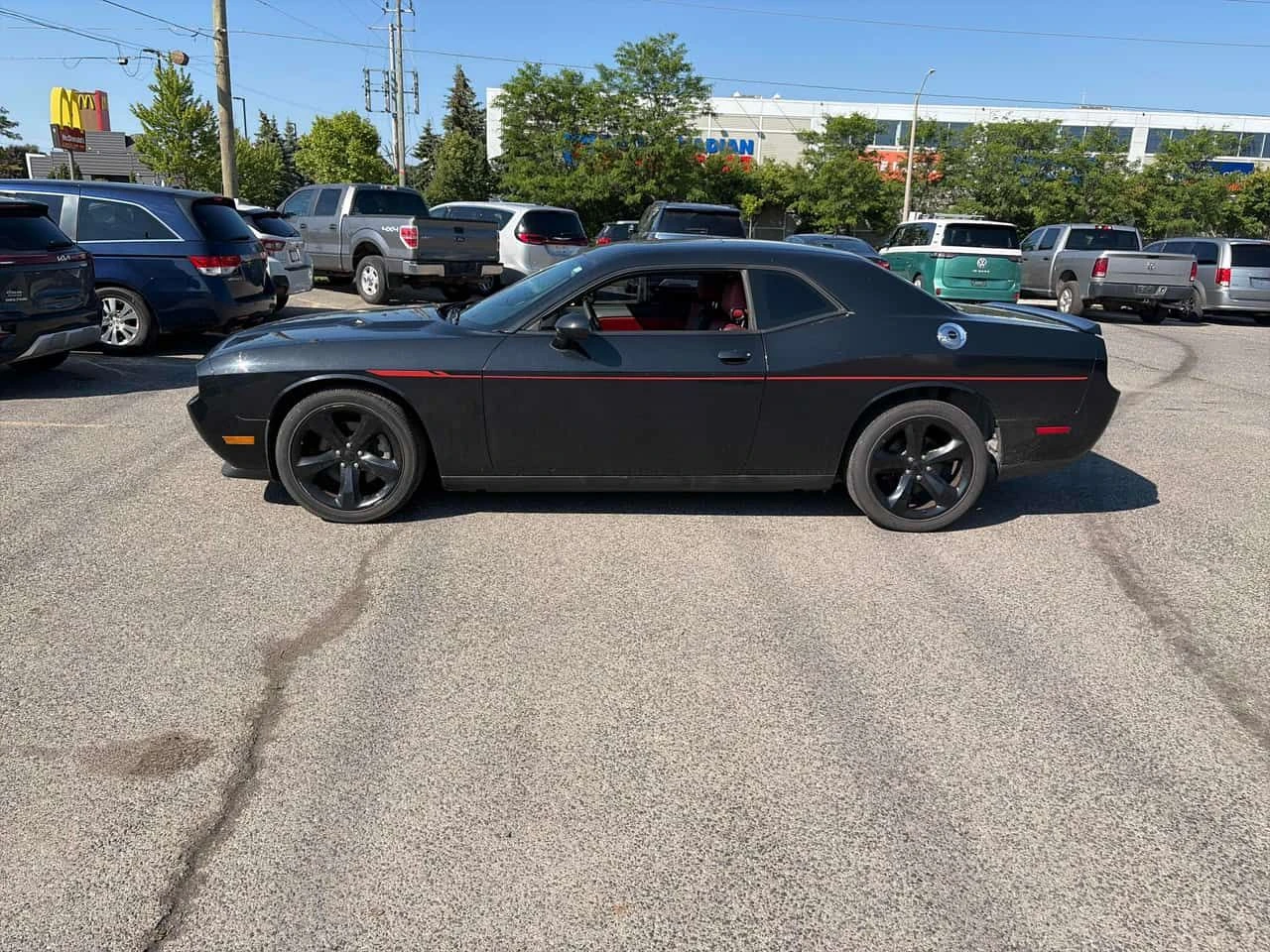 Dodge Challenger * 2dr Cpe * CARFAX * БЕЗ ПЪРВОНАЧАЛНА ВНОСКА, снимка 2 - Автомобили и джипове - 55080143