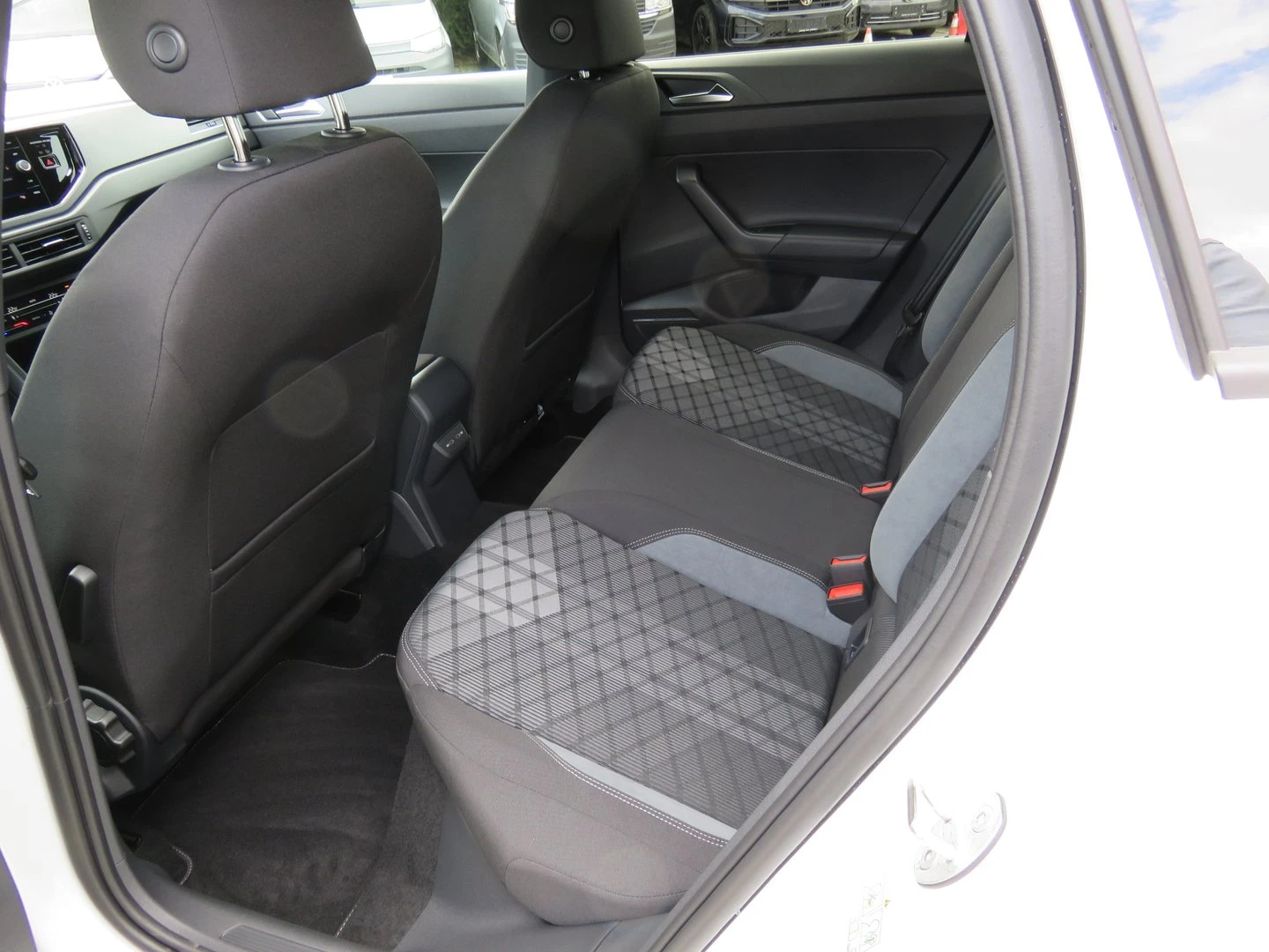 VW Taigo | Mobile.bg � ����������� 15