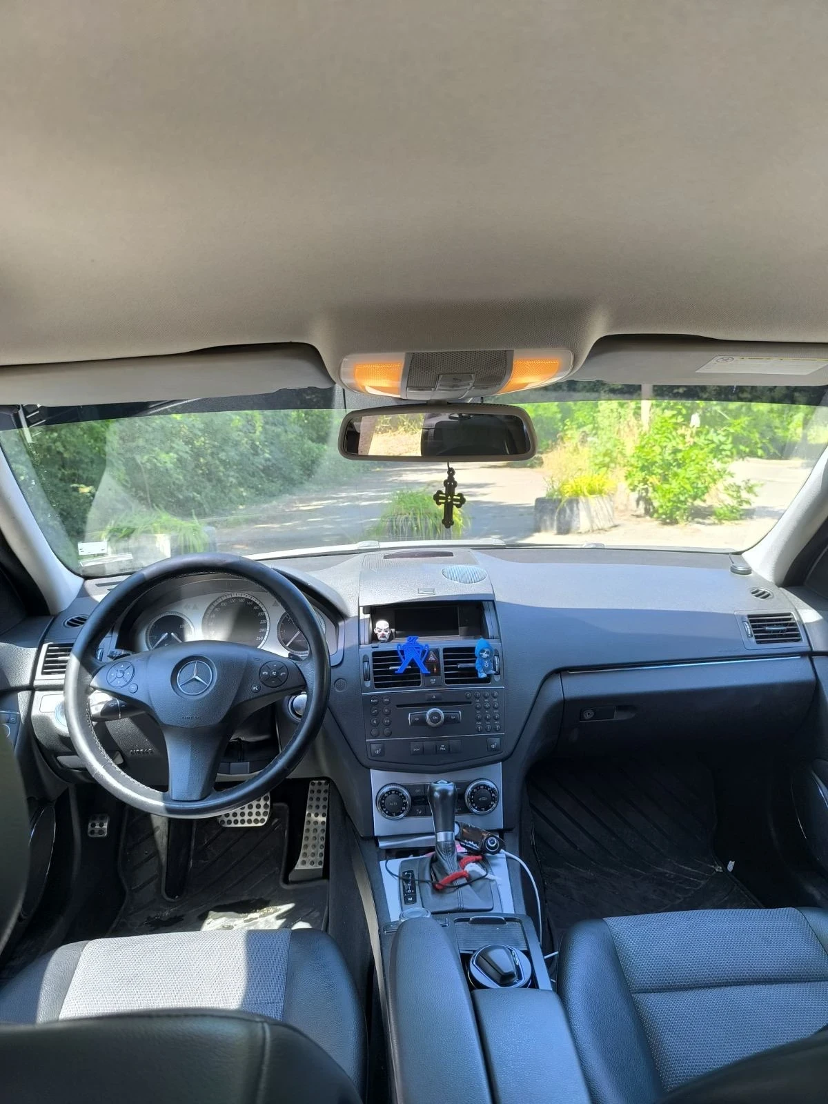 Mercedes-Benz C 320, снимка 6 - Автомобили и джипове - 55258804