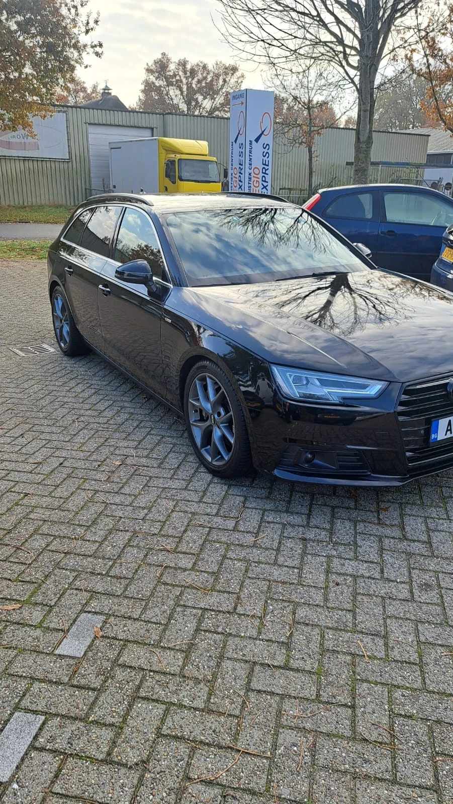 Audi A4 S line, снимка 3 - Автомобили и джипове - 55478454