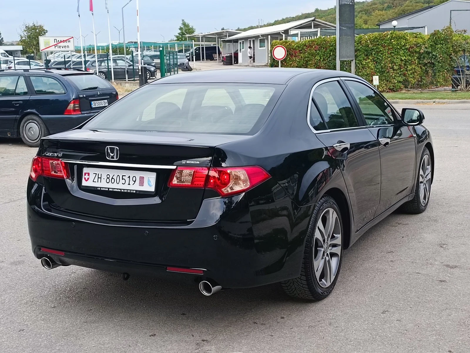 Honda Accord 2.4i-201кс-ШВЕЙЦАРИЯ-АВТОМАТ-FACELIFT-ДИСТРОНИК, снимка 3 - Автомобили и джипове - 55792586