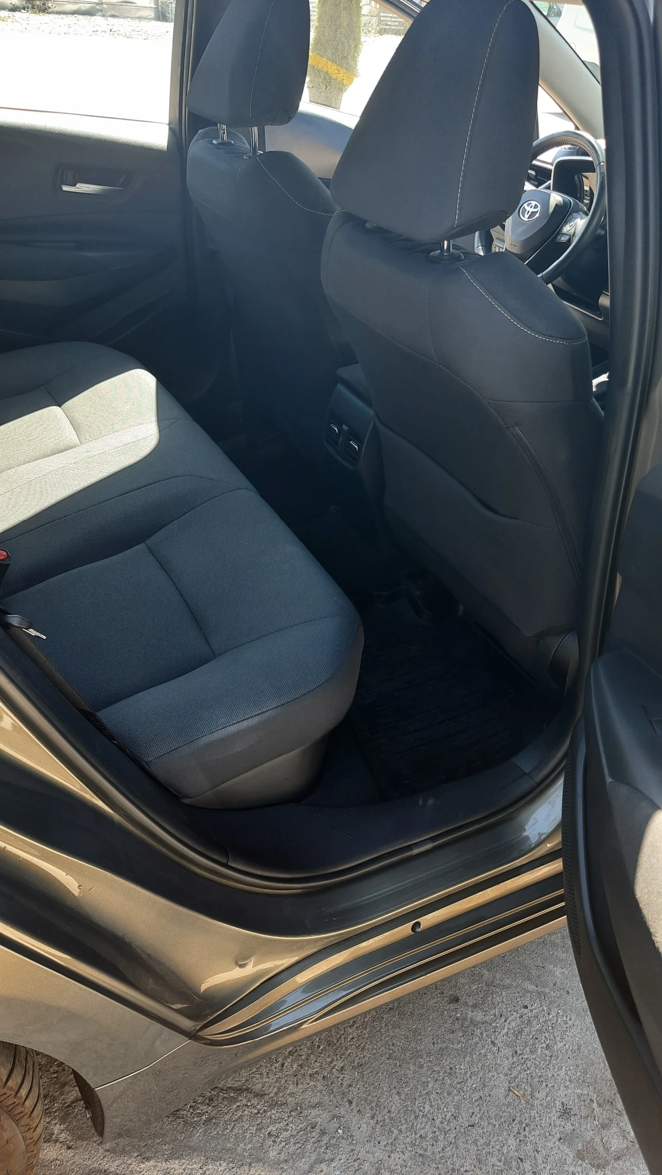 Toyota Corolla, снимка 12 - Автомобили и джипове - 55982751