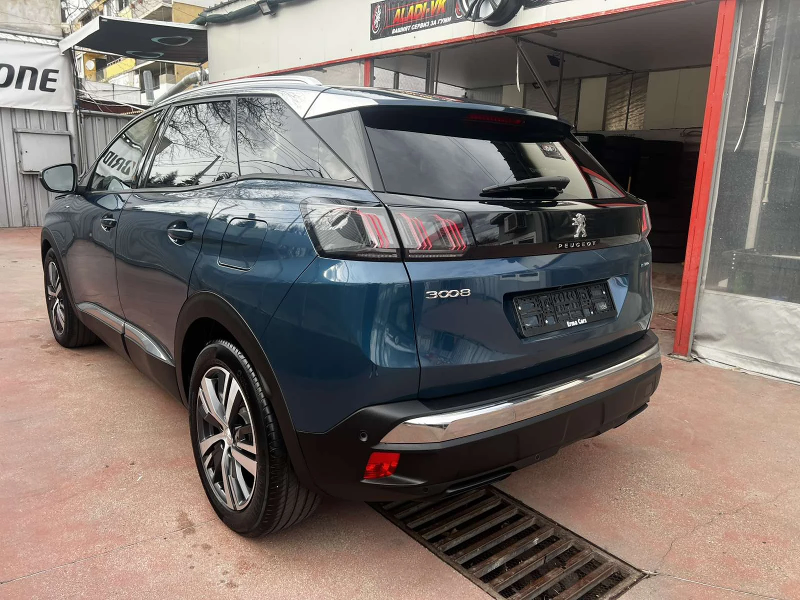 Peugeot 3008 1.6 plugin hybrid 224ps key less avtomat | Mobile.bg � ����������� 6