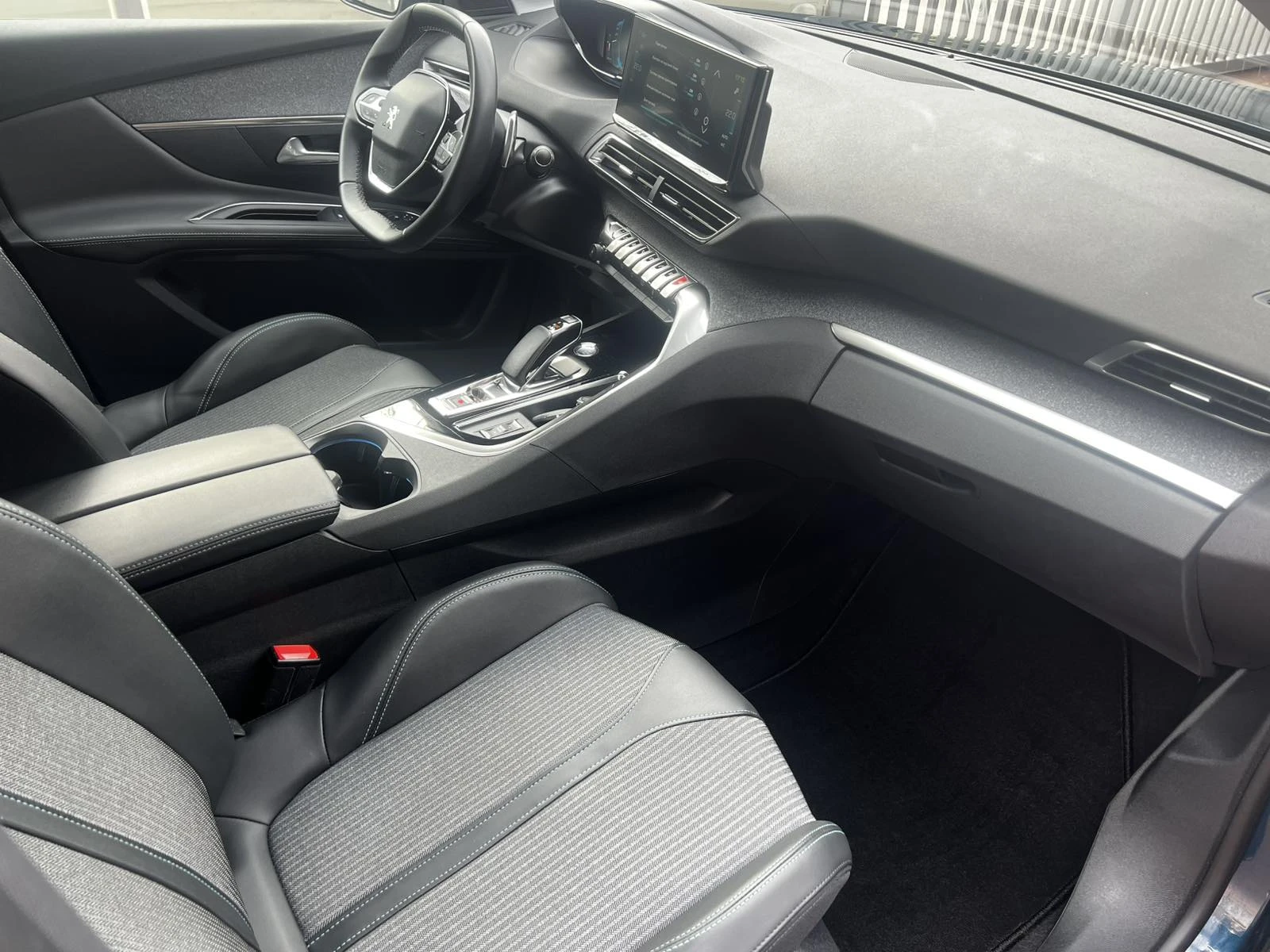 Peugeot 3008 1.6 plugin hybrid 224ps key less avtomat | Mobile.bg � ����������� 14