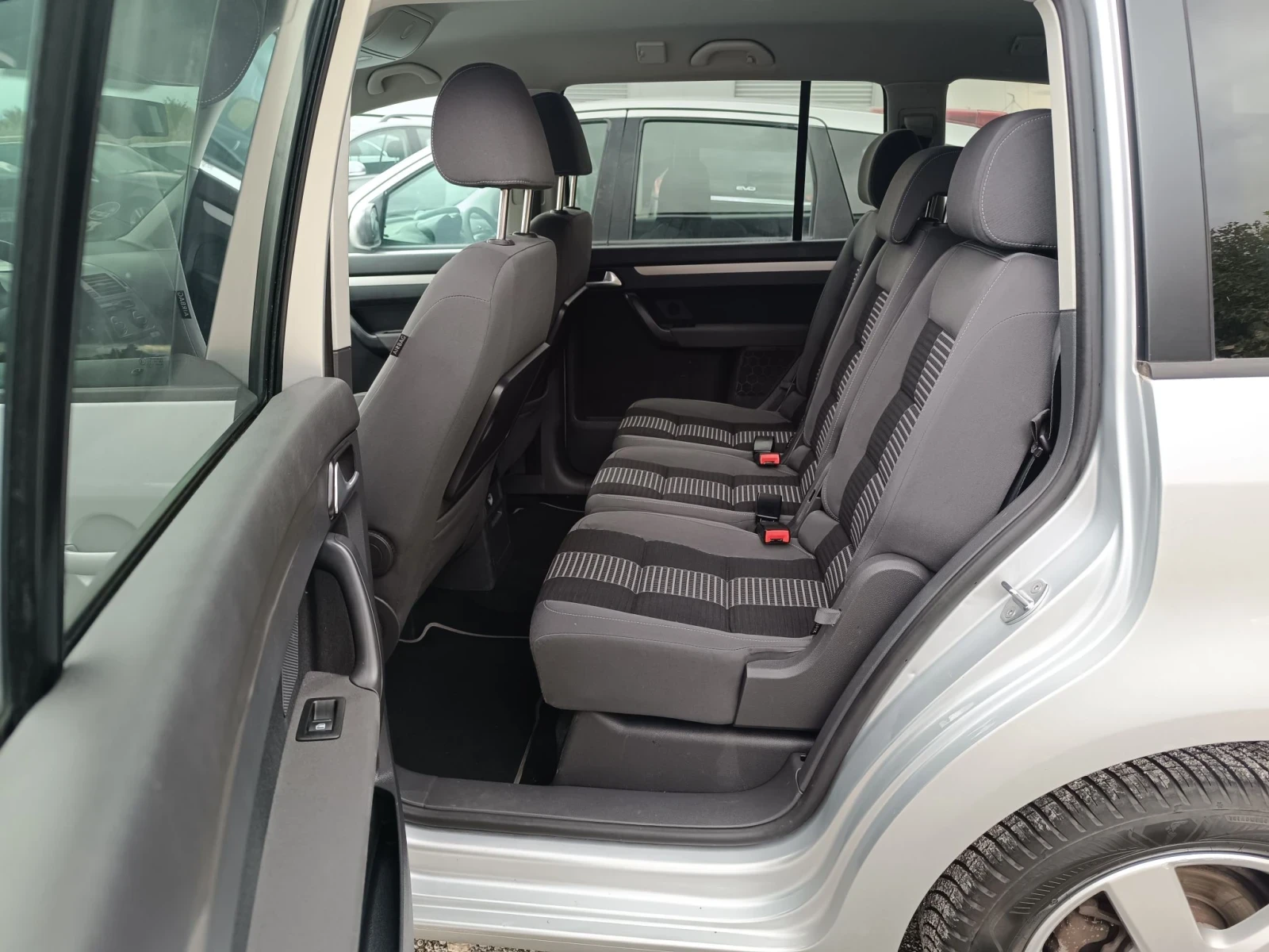 VW Touran 1.9TDI-105HP. | Mobile.bg � ����������� 11