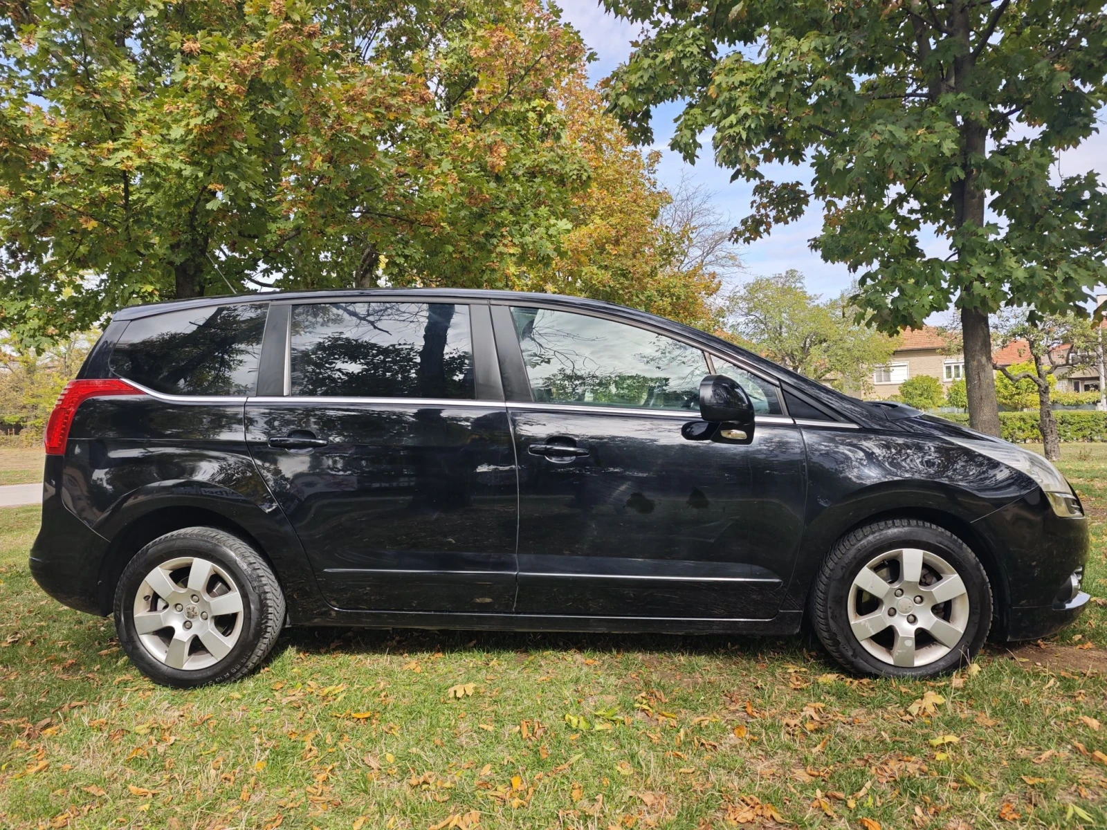 Peugeot 5008, снимка 3 - Автомобили и джипове - 56566069