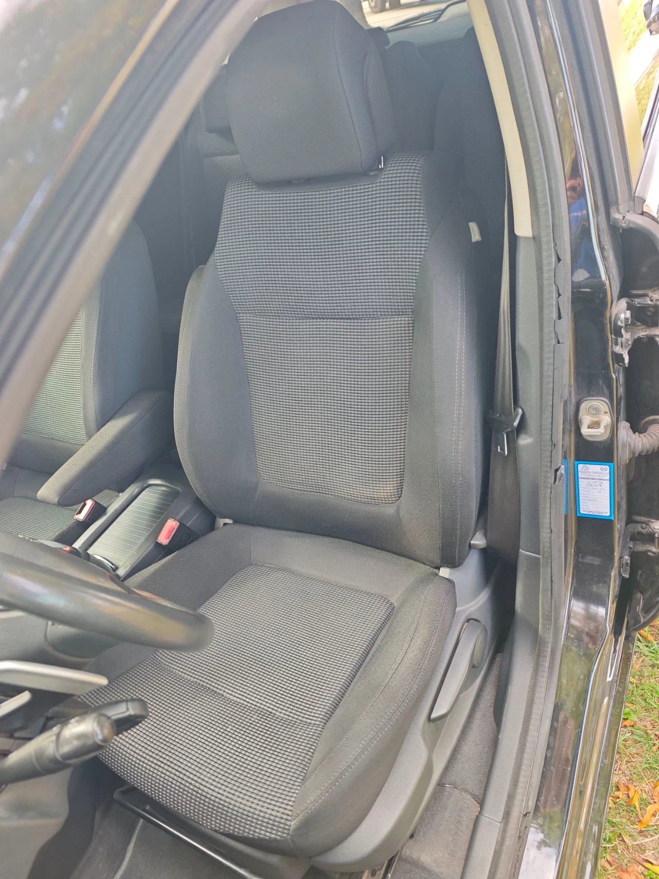 Peugeot 5008, снимка 11 - Автомобили и джипове - 56566069