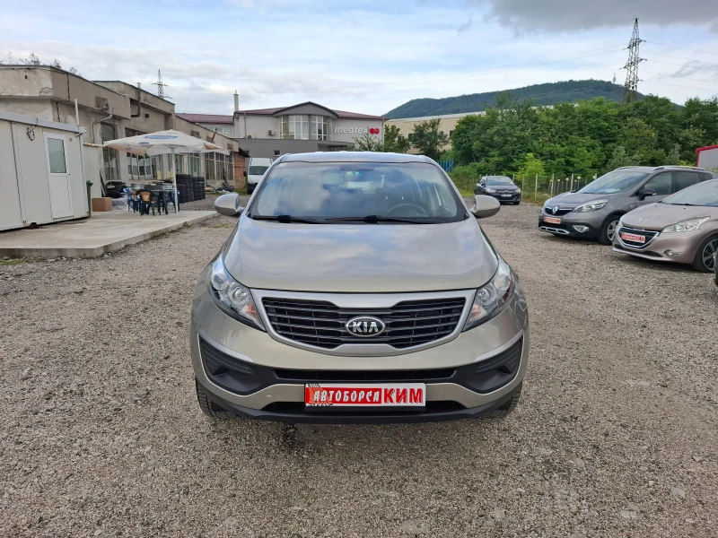 Kia Sportage 1.6i, снимка 2 - Автомобили и джипове - 46454589