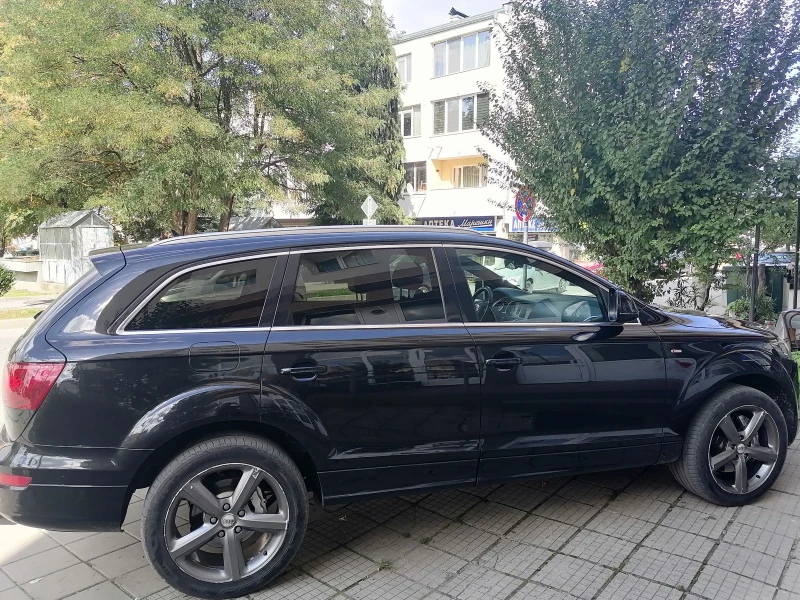 Audi Q7 Facelift 7 места 3xS-line, снимка 4 - Автомобили и джипове - 47355611