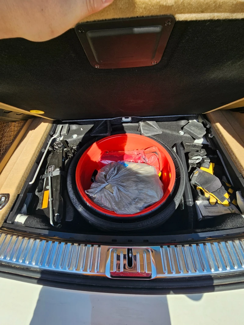 Porsche Cayenne 3.6L / 300к.с / Бензин, снимка 17 - Автомобили и джипове - 51292764