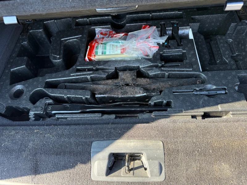 Land Rover Range Rover Sport 4.2 supercharged, снимка 12 - Автомобили и джипове - 51068554