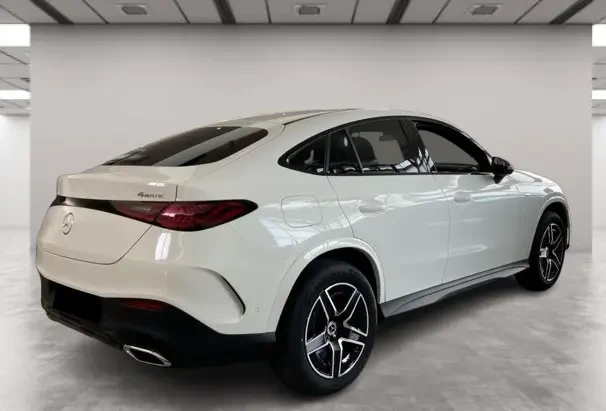 Mercedes-Benz GLC 300 e Coupe 4Matic = AMG Line = Advanced Plus Гаранция, снимка 4 - Автомобили и джипове - 53094659