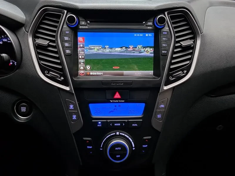 Hyundai Santa fe 2.0 4WD, снимка 17 - Автомобили и джипове - 54871832
