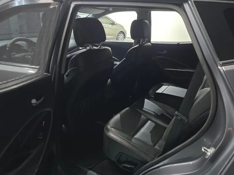 Hyundai Santa fe 2.0 4WD, снимка 11 - Автомобили и джипове - 54871832