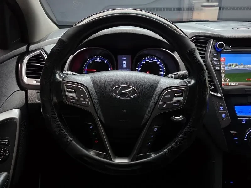 Hyundai Santa fe 2.0 4WD, снимка 13 - Автомобили и джипове - 54871832