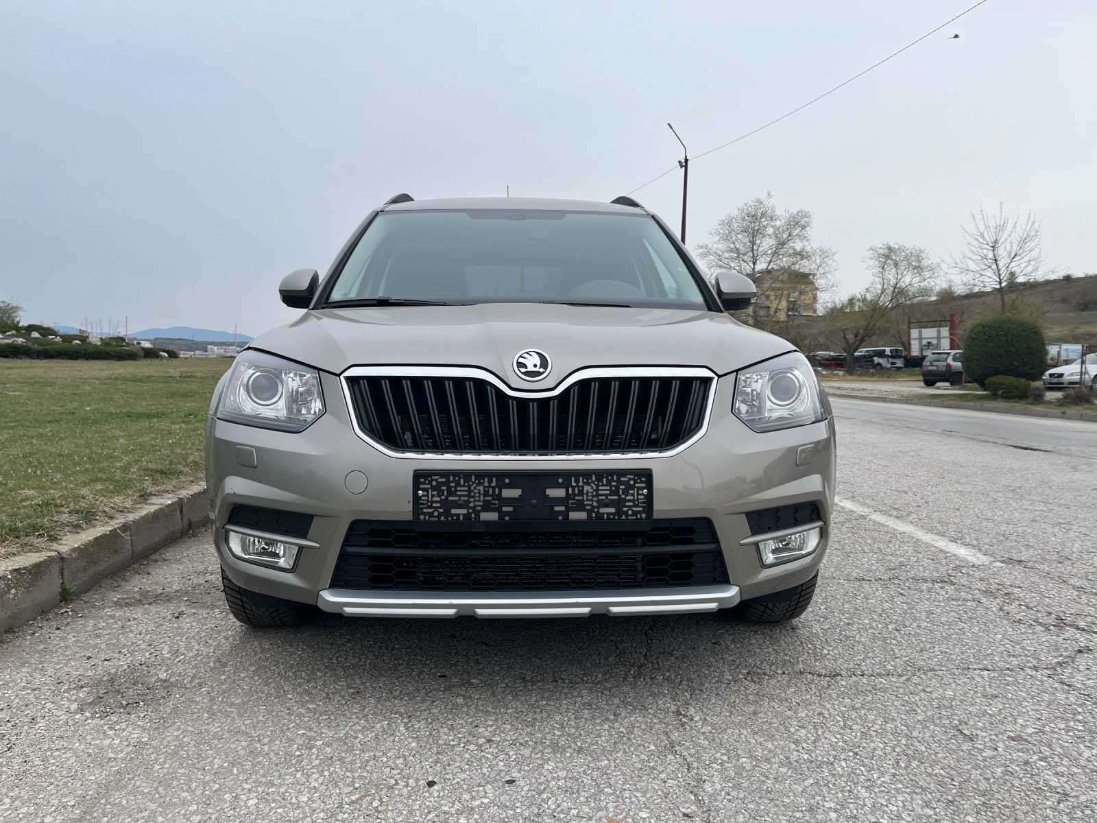 Skoda Yeti 2.0 TDI DSG Top, снимка 1