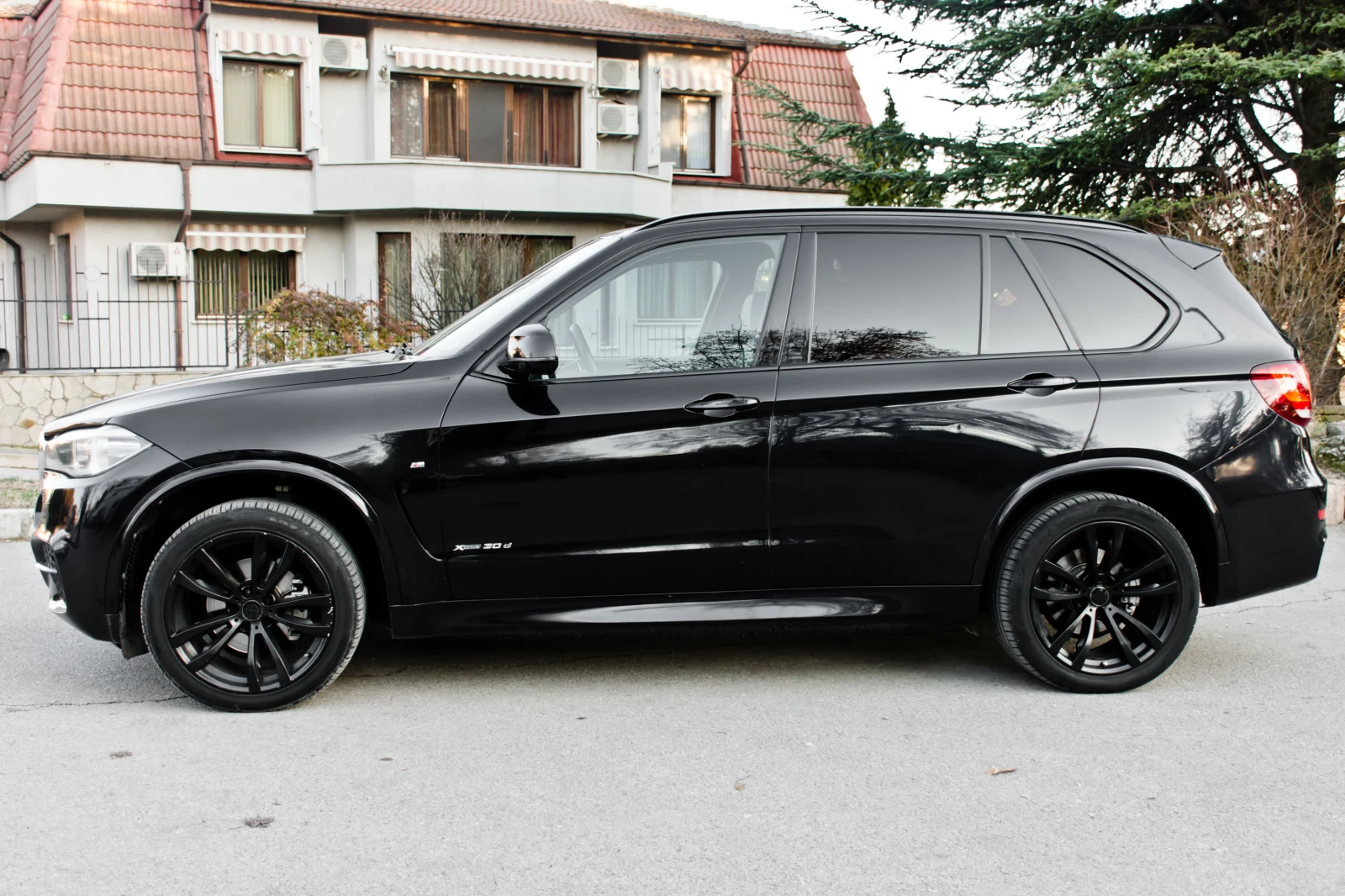 BMW X5  - изображение 8