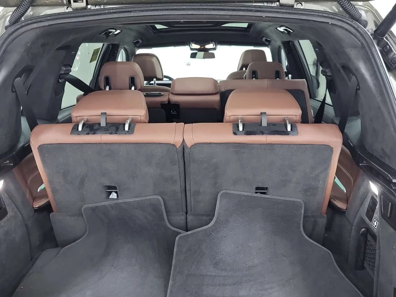 BMW X7 XDRIVE40I| PANO| HUD| 360| AMBIENT| CARFAX| 2 КЛЮЧ, снимка 14 - Автомобили и джипове - 53949737