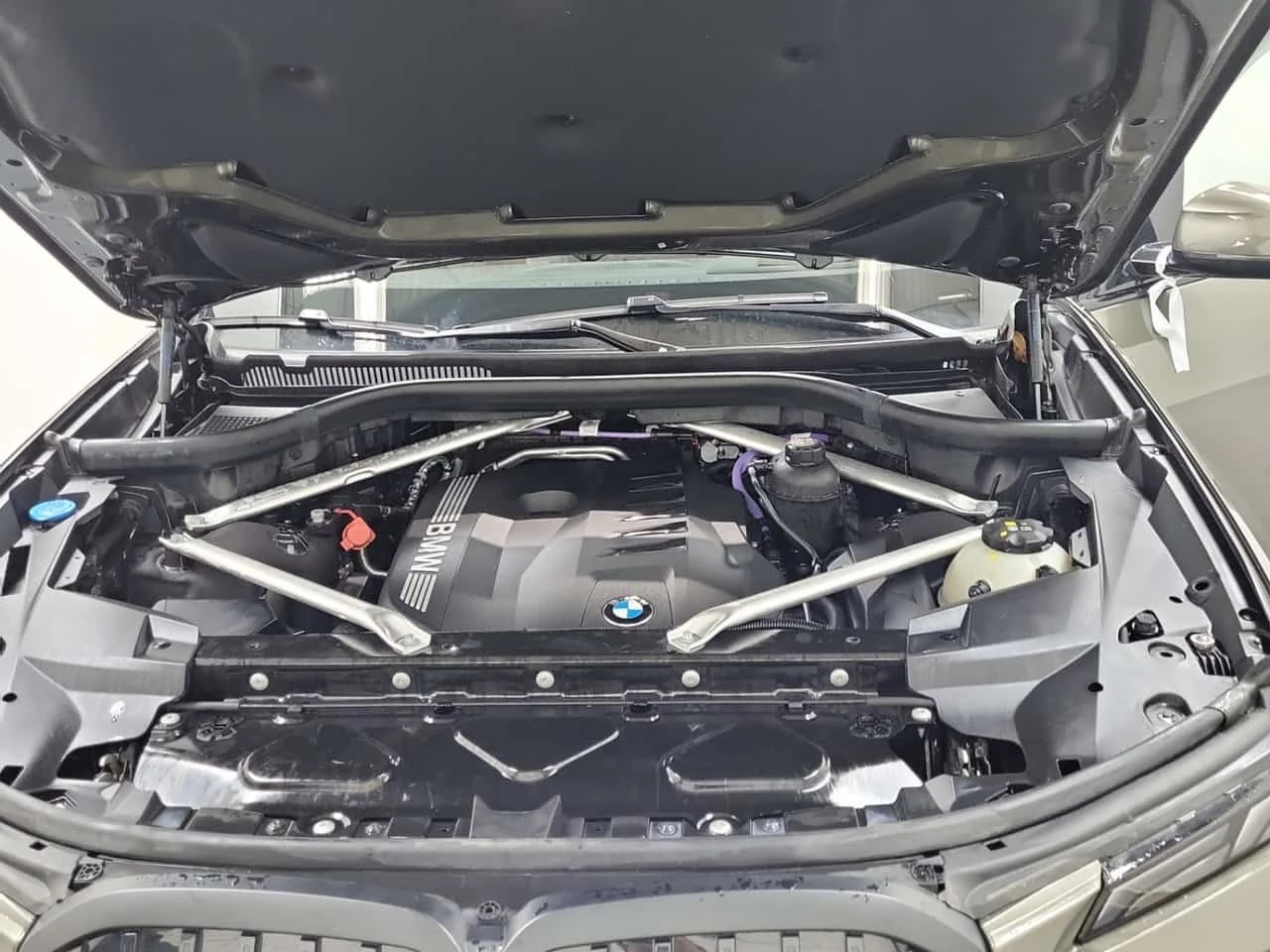 BMW X7 XDRIVE40I| PANO| HUD| 360| AMBIENT| CARFAX| 2 КЛЮЧ, снимка 16 - Автомобили и джипове - 53949737