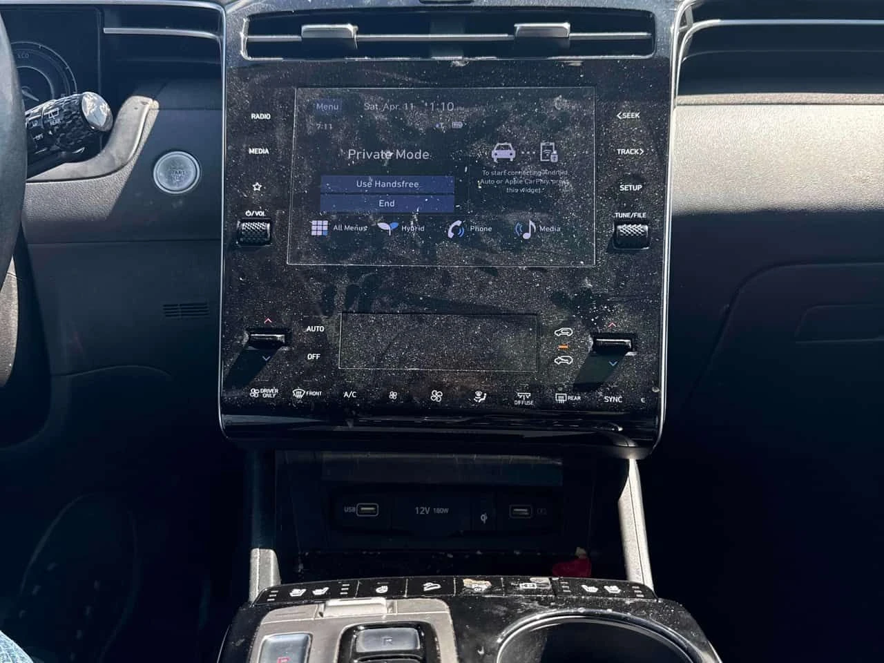 Hyundai Tucson Luxury  CARFAX, снимка 9 - Автомобили и джипове - 54172277