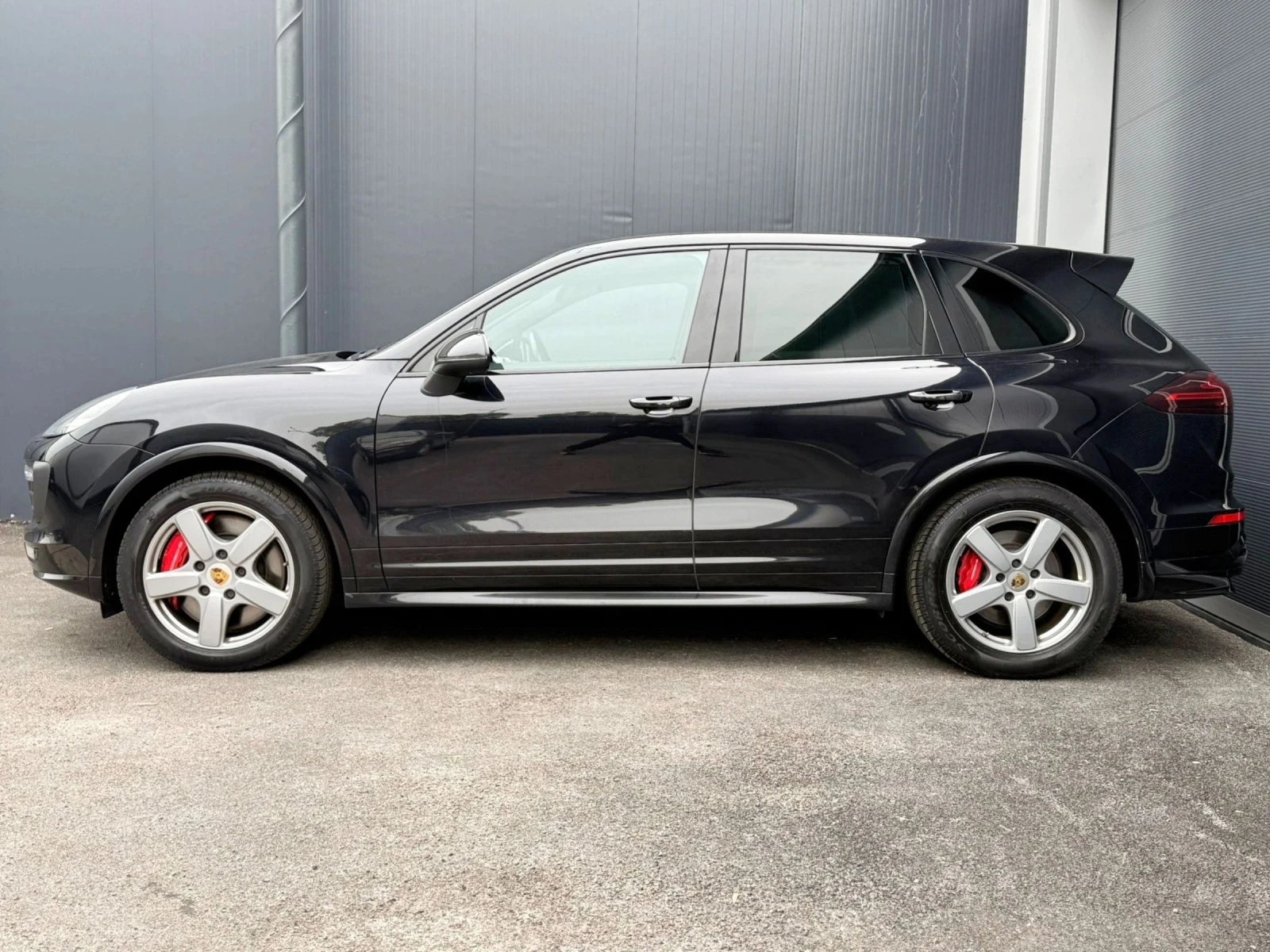 Porsche Cayenne Porsche Cayenne GTS * FACELIFT* LED* Panorama* PDK, снимка 7 - Автомобили и джипове - 54465765
