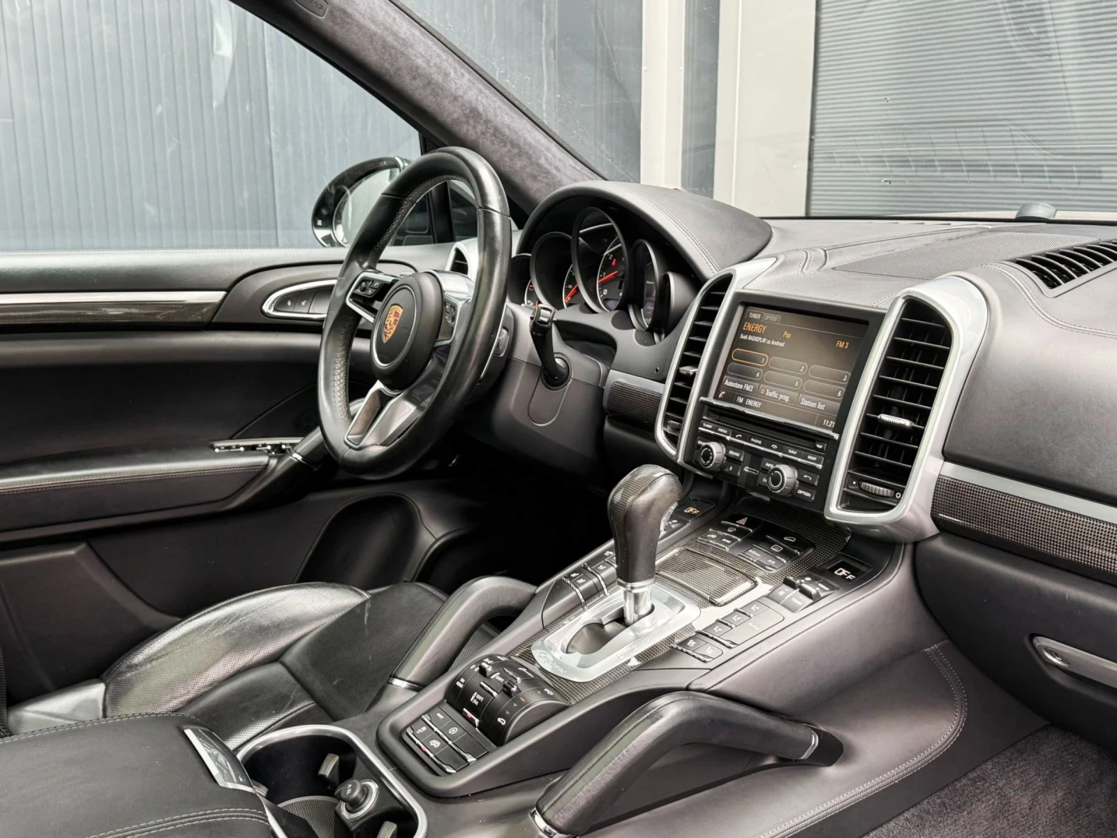 Porsche Cayenne Porsche Cayenne GTS * FACELIFT* LED* Panorama* PDK, снимка 10 - Автомобили и джипове - 54465765
