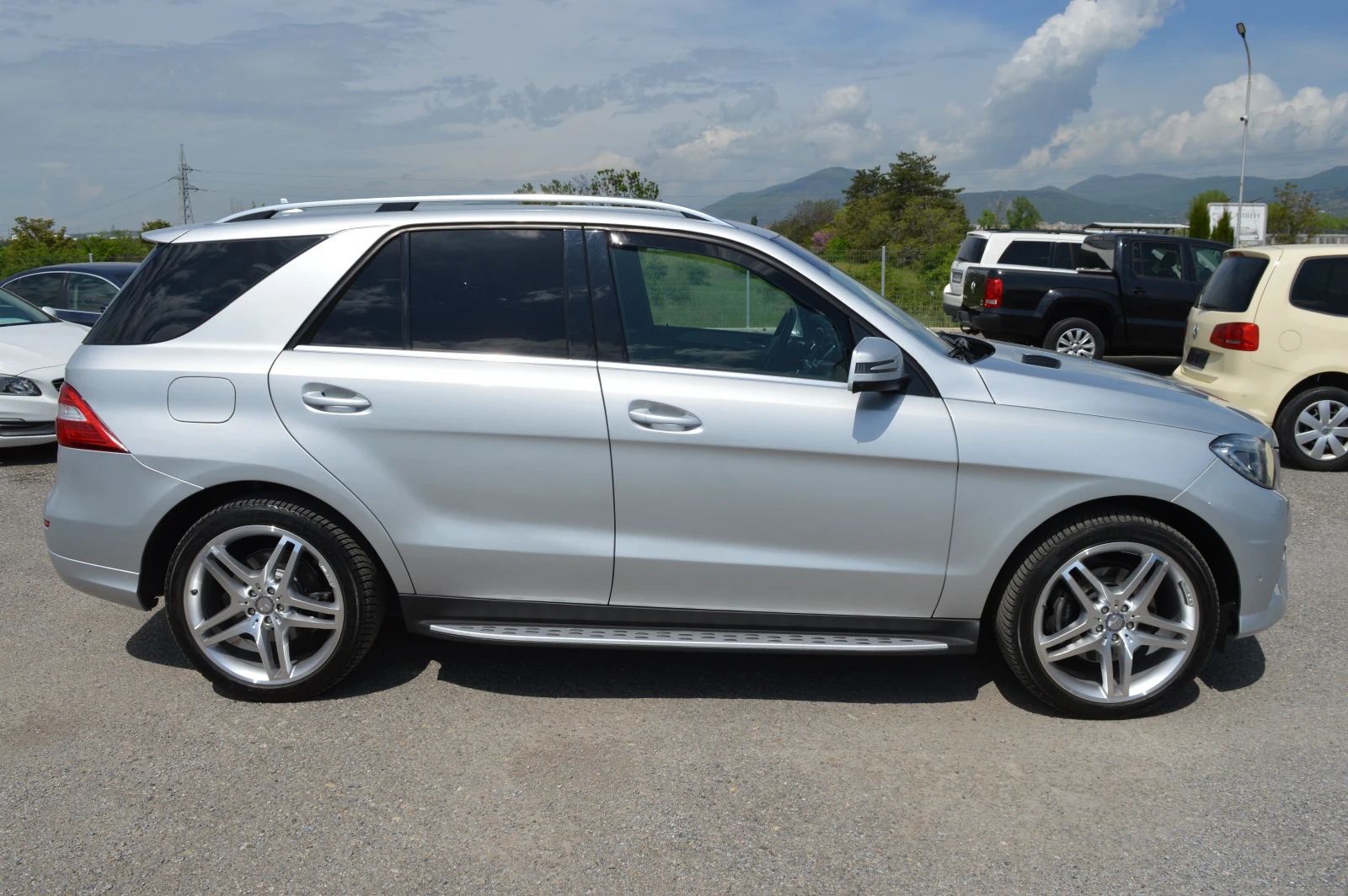 Mercedes-Benz ML 350 3.0CDI-AMG-EDITION 16, снимка 4 - Автомобили и джипове - 54526622