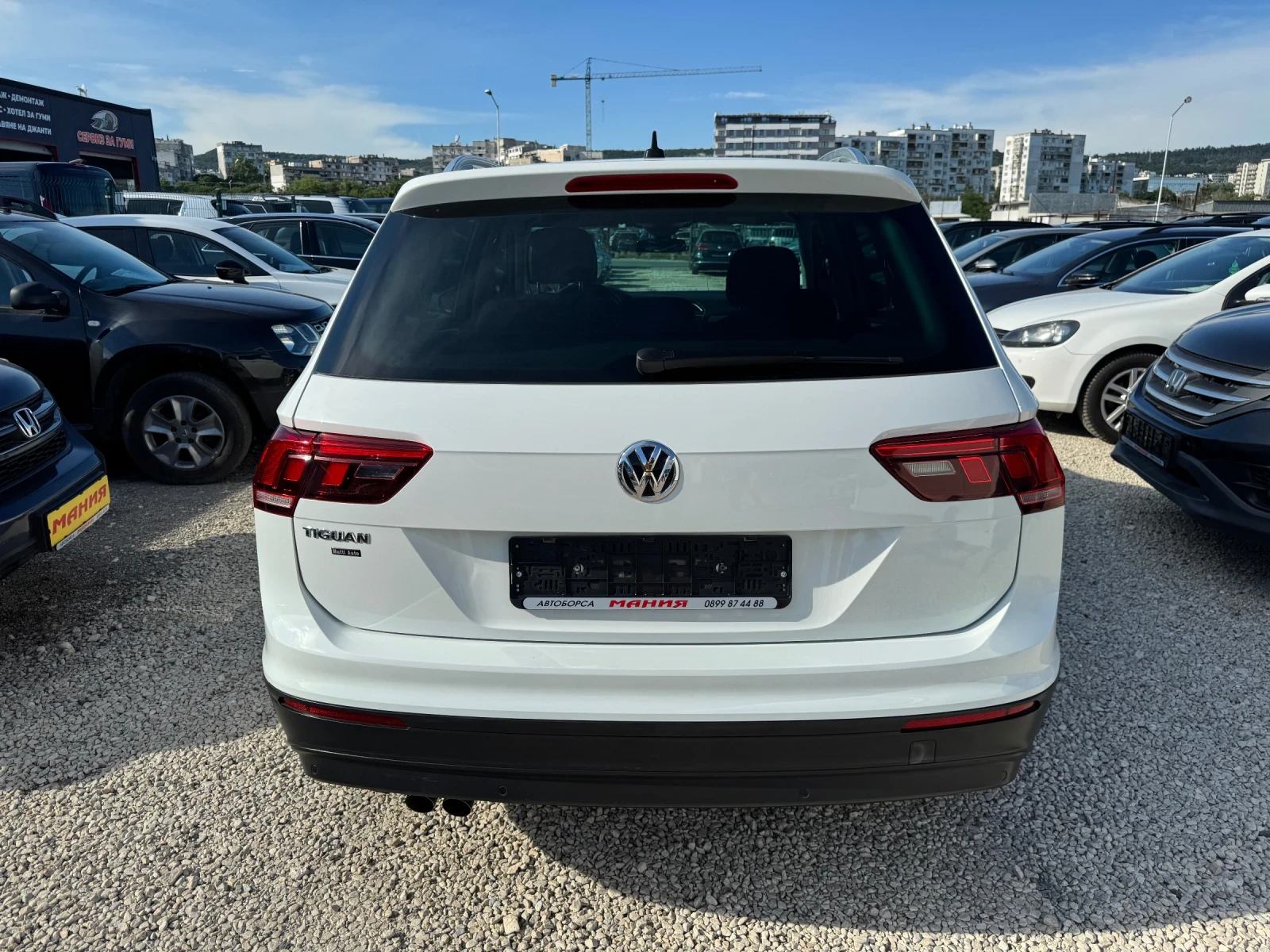 VW Tiguan 2.0TDI DSG Highline, снимка 8 - Автомобили и джипове - 54842924