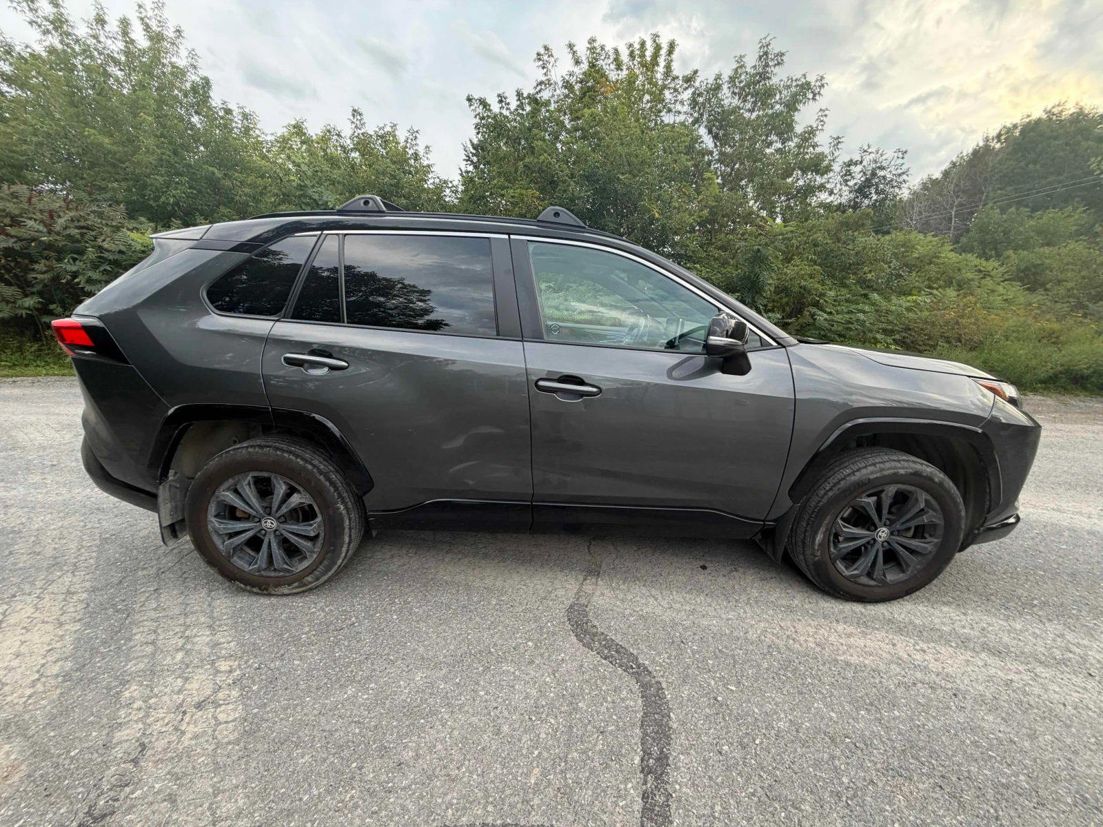 Toyota Rav4 * Hybrid XSE * CARFAX * БЕЗ ПЪРВОНАЧАЛНА ВНОСКА, снимка 13 - Автомобили и джипове - 55948269