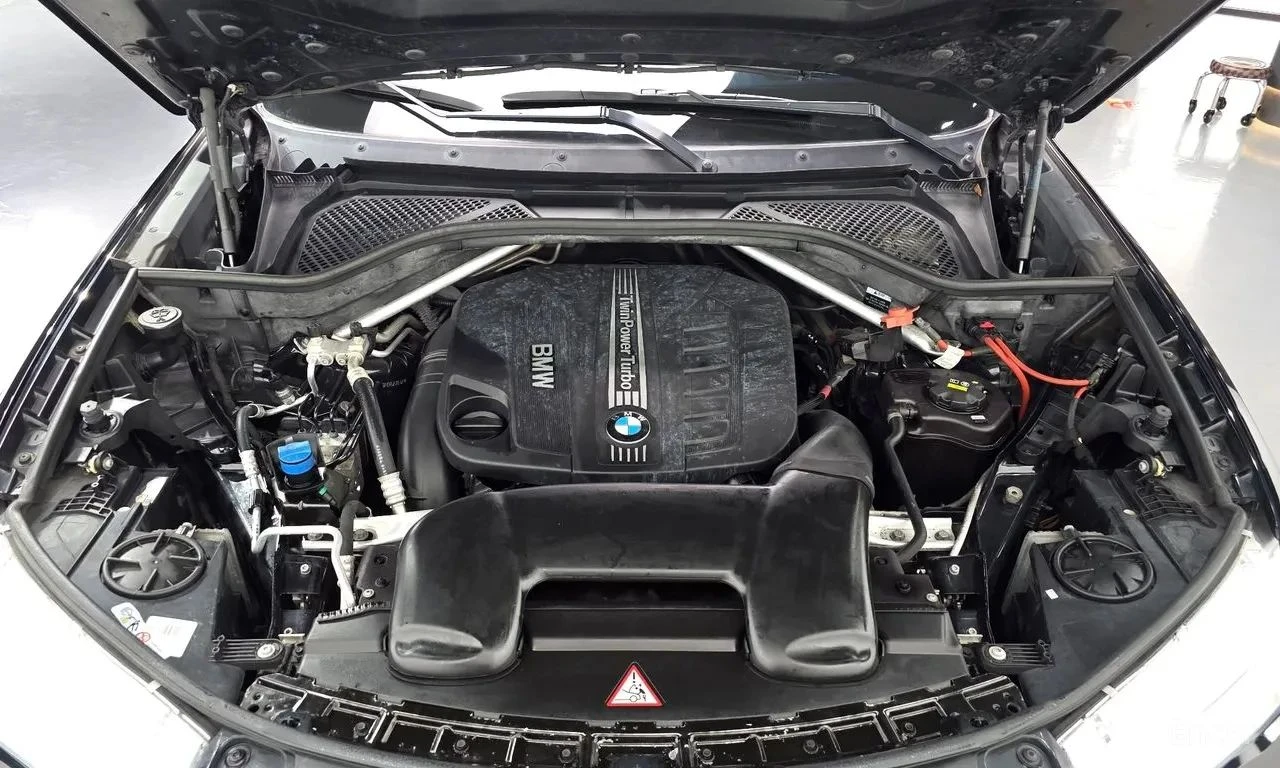 BMW X6, снимка 3 - Автомобили и джипове - 56689852