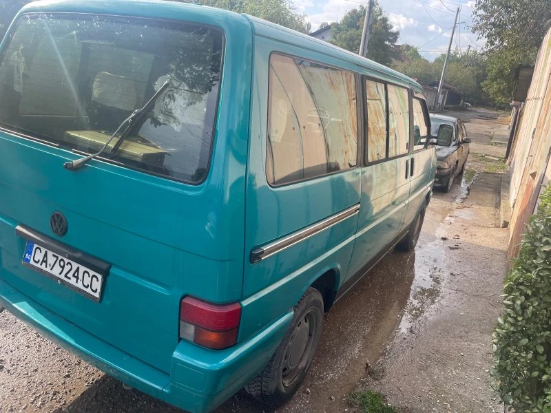 VW Caravelle, снимка 4 - Бусове и автобуси - 47076390