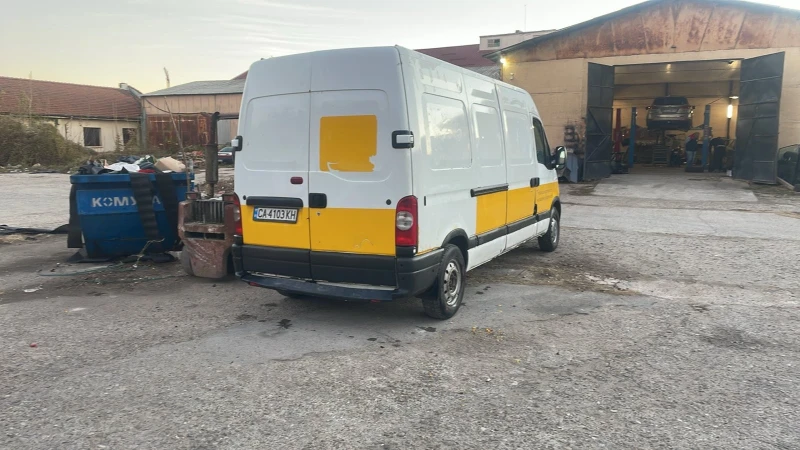 Renault Master 2.5 dci, снимка 4 - Бусове и автобуси - 48106511