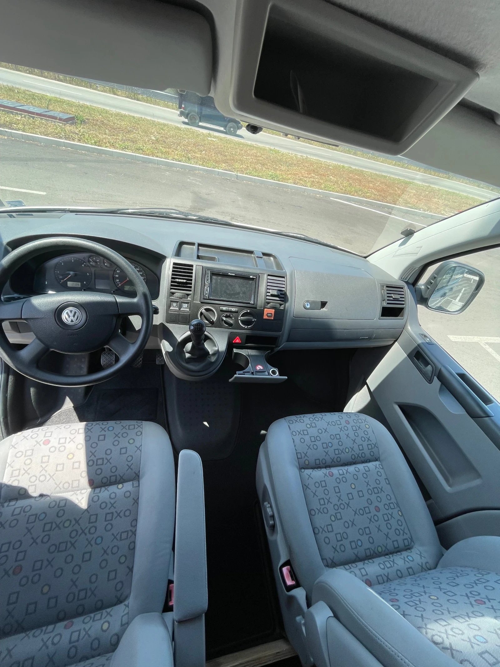 VW Transporter 1.9, снимка 12 - Бусове и автобуси - 55296482