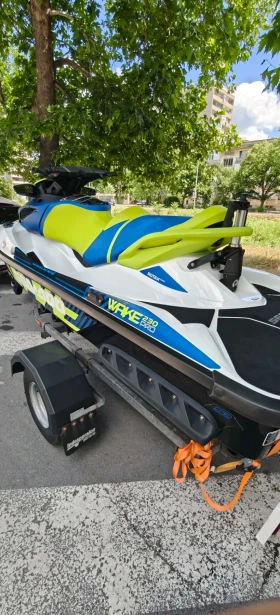 Джет Bombardier Sea Doo Wake pro 230, снимка 8