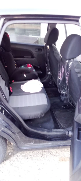 Ford Fiesta 1, 4i 80 к.с., снимка 3