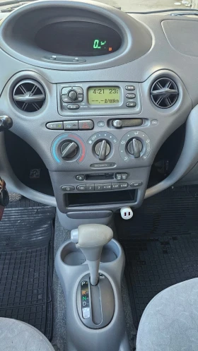 Toyota Yaris, снимка 6